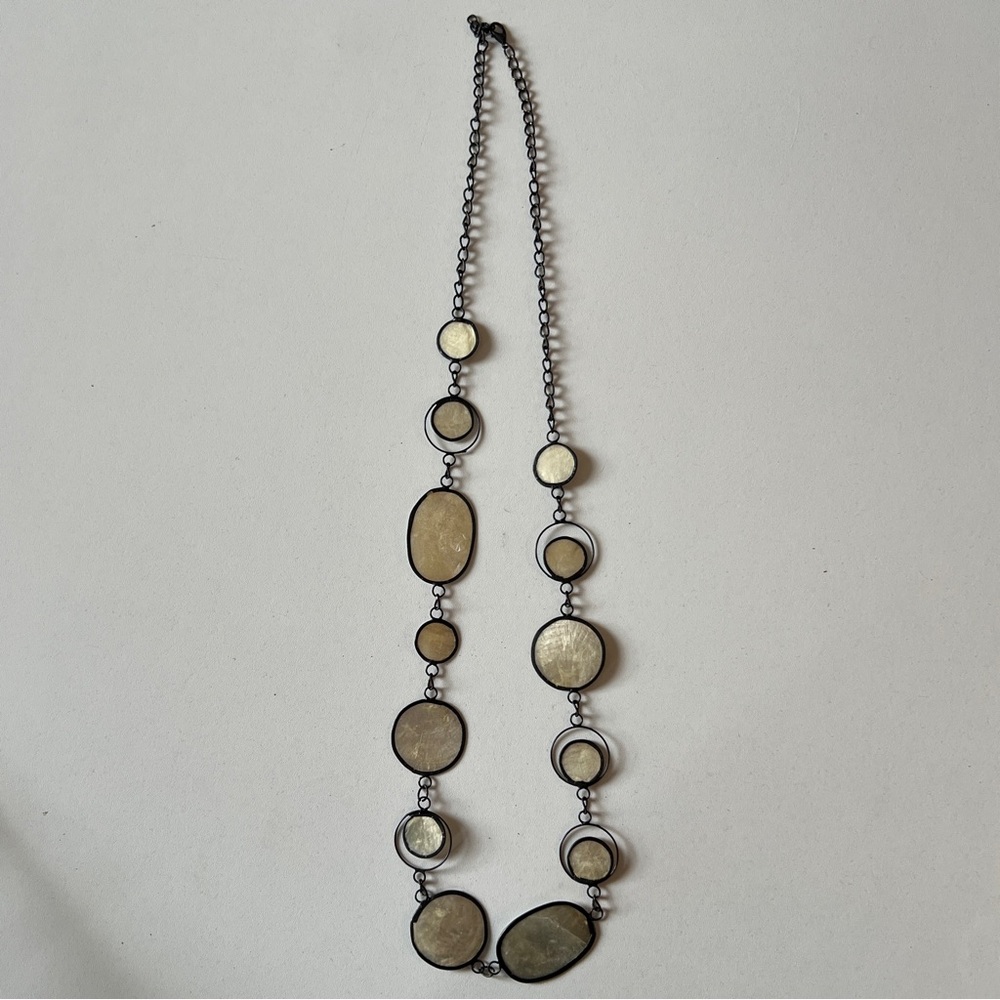 Delightful Pearlescent Warbles Necklace J16